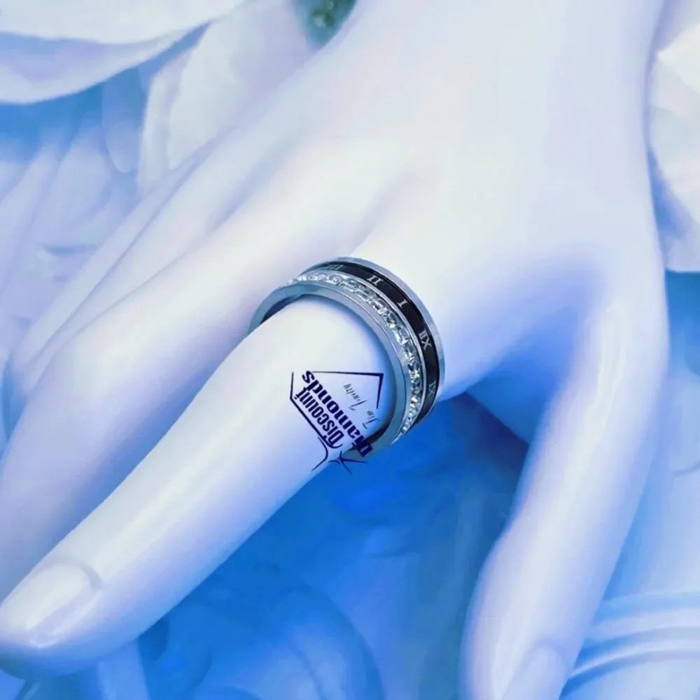 Men's / Women's Unisex Classic Vintage Roman Numeral Titanium Diamond Ring